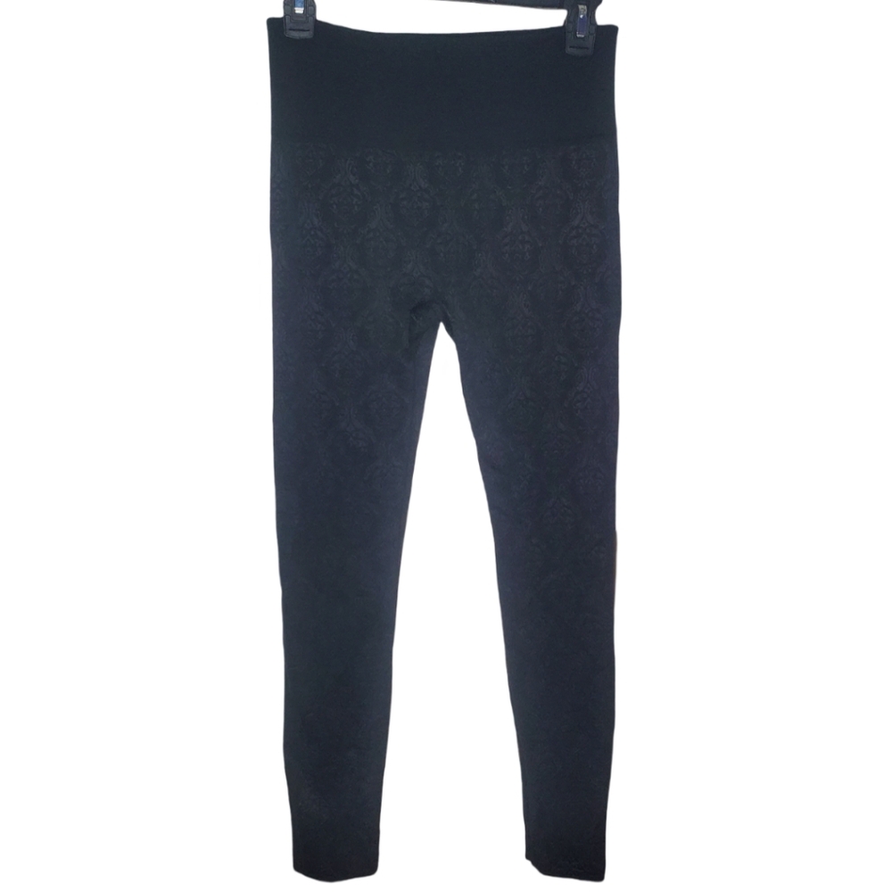 🦋One5One Lace Overlay Black Leggings